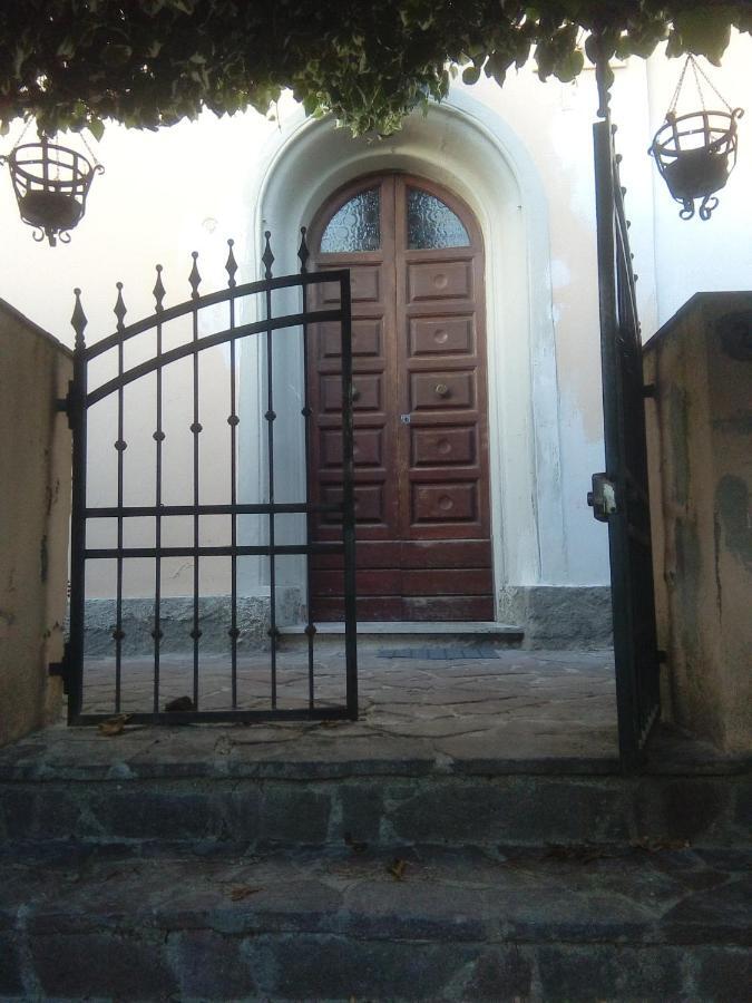 Terre Di Creta...Per Sognare Hotel Pomaia Екстериор снимка